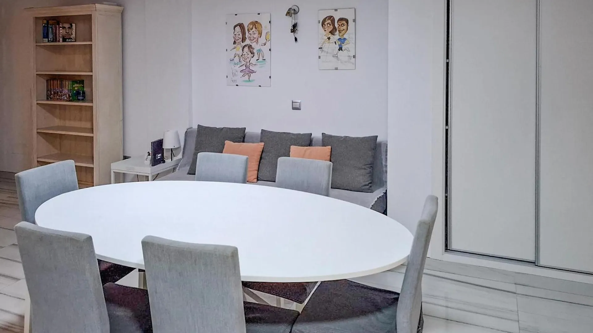 Cozy Apartment In Torremolinos With Wifi